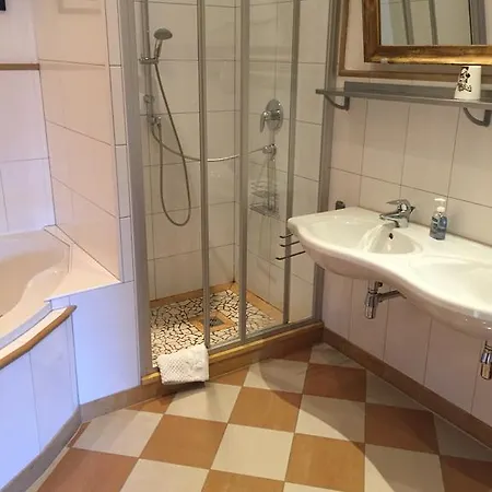 Ellmer * フラッハウ