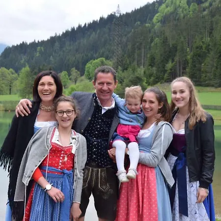 Ellmer アパート *